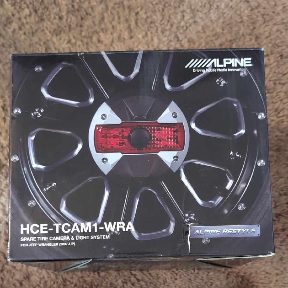 Alpine HCE-TCAM1-WRA with Black and Silver Design